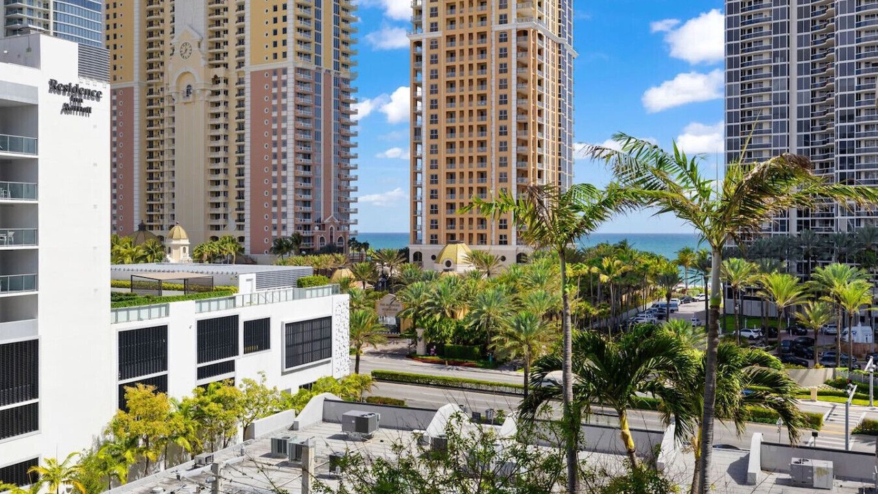 Photo of Others in Sunny Isles Beach