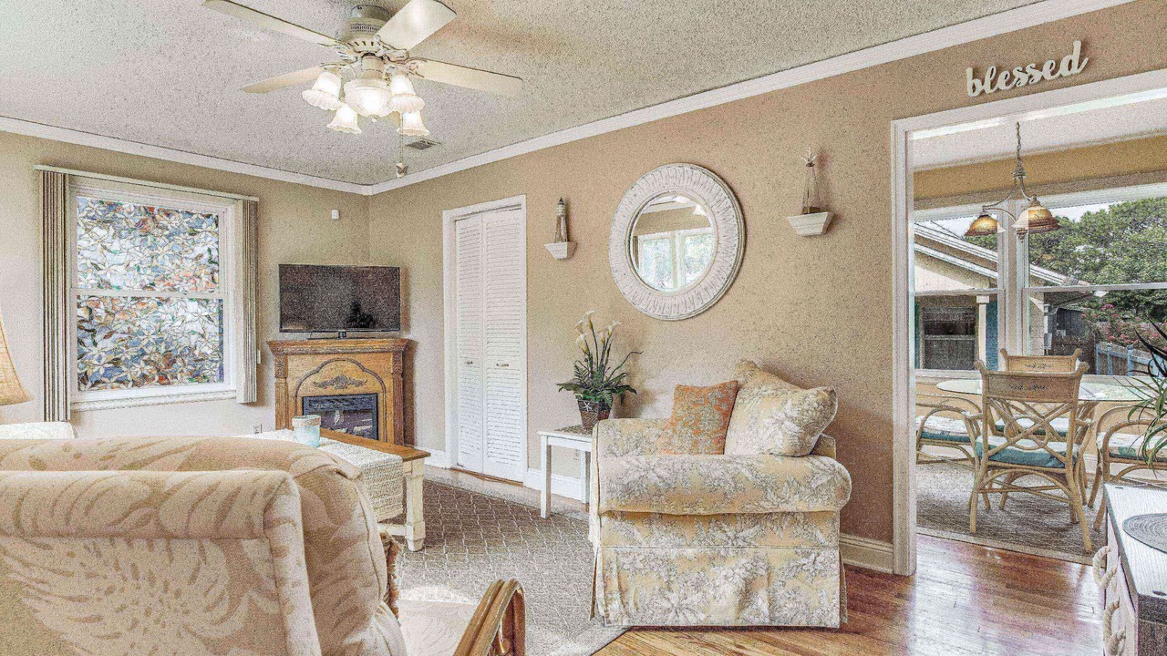 Photo of Bedroom in Navy Point