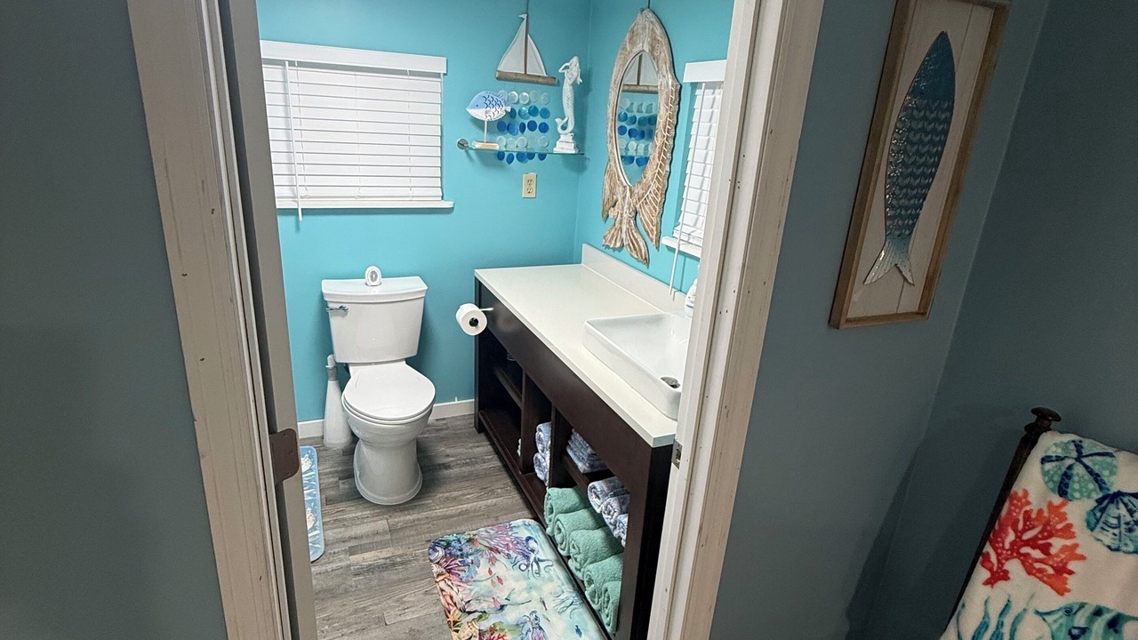 Photo of Bathroom in Horseshoe Beach