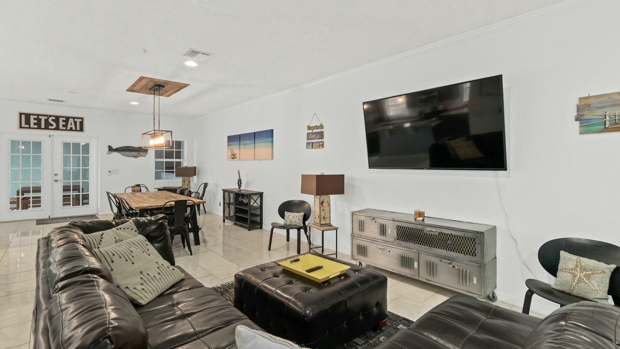 Photo of Livingroom in Cocoa