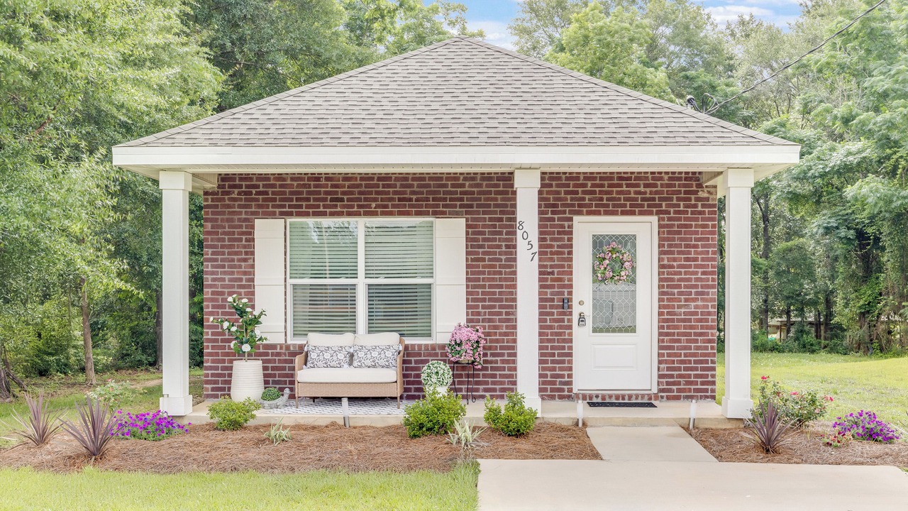 Photo of Outdoor in Laurel Hill