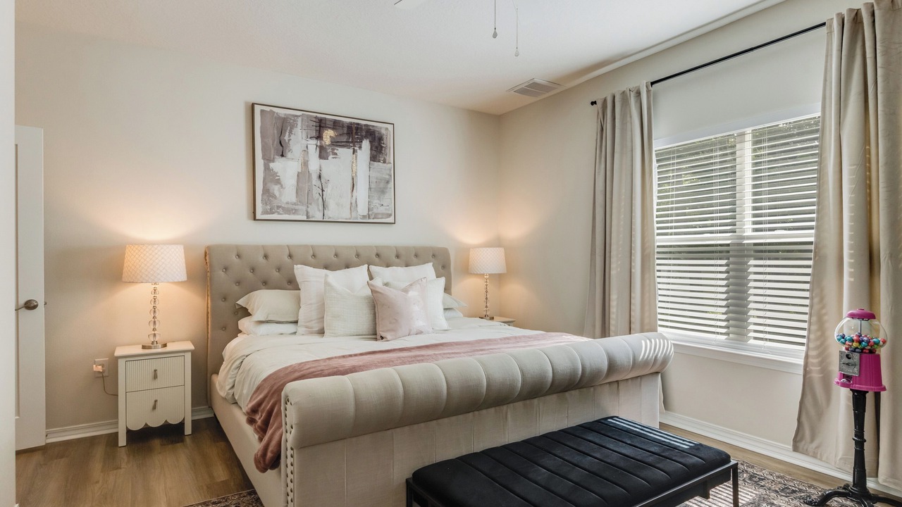 Photo of Bedroom in Laurel Hill