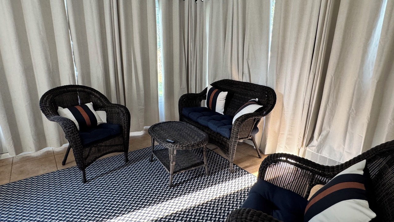 Photo of Livingroom in Jacksonville Beach