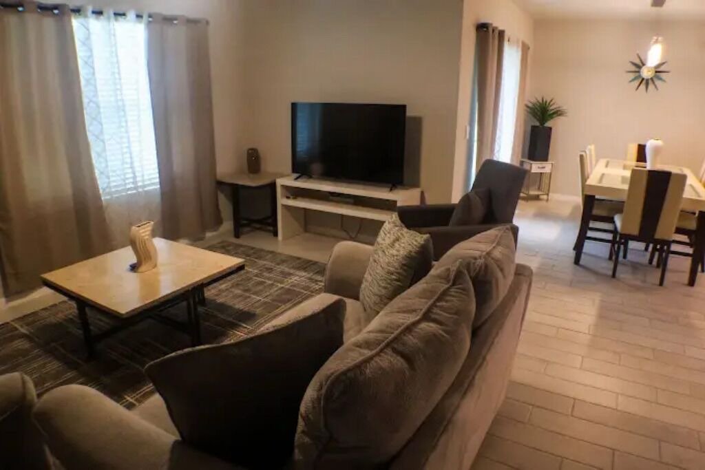 Photo of Livingroom in Gulf Cove