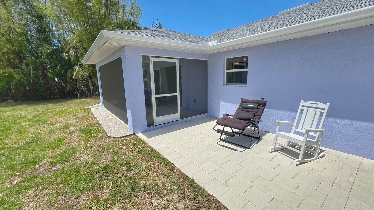 Photo of Patio Balcony in Pine Island Center