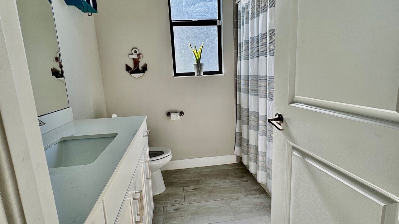 Photo of Bathroom in Gateway