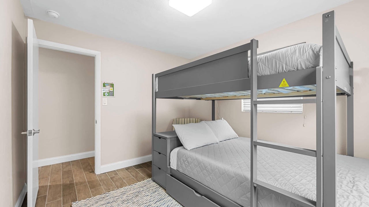 Photo of Bedroom in Seacoast Shores