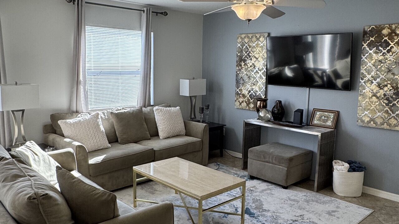 Photo of Livingroom in Duval