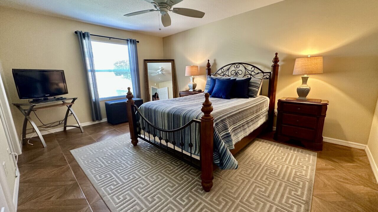 Photo of Bedroom in Duval