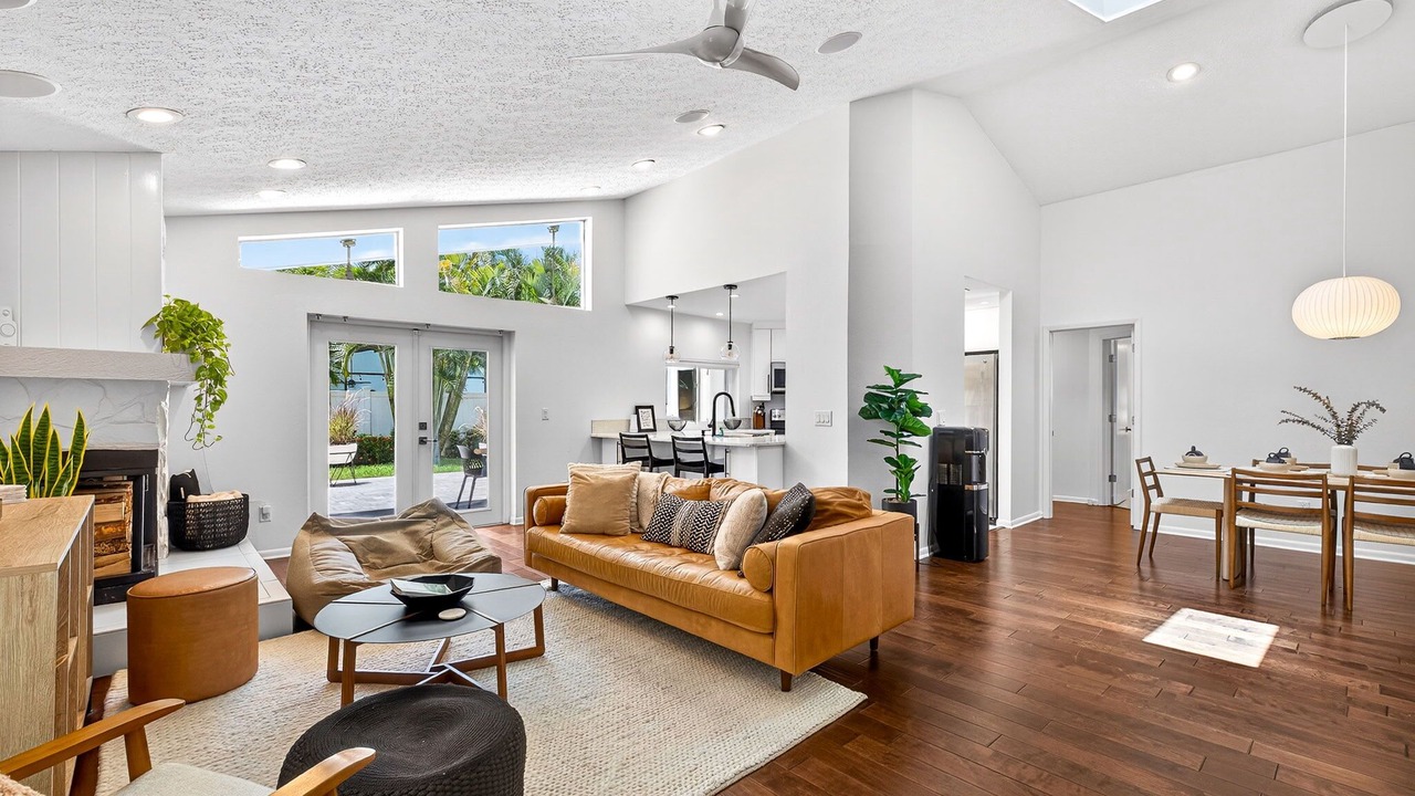 Photo of Livingroom in Greater Northdale