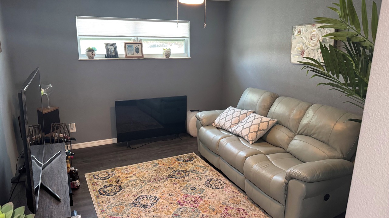 Photo of Livingroom in St. Petersburg - Clearwater