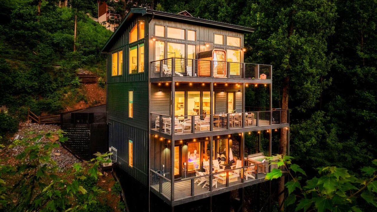 Photo of Others in Gatlinburg