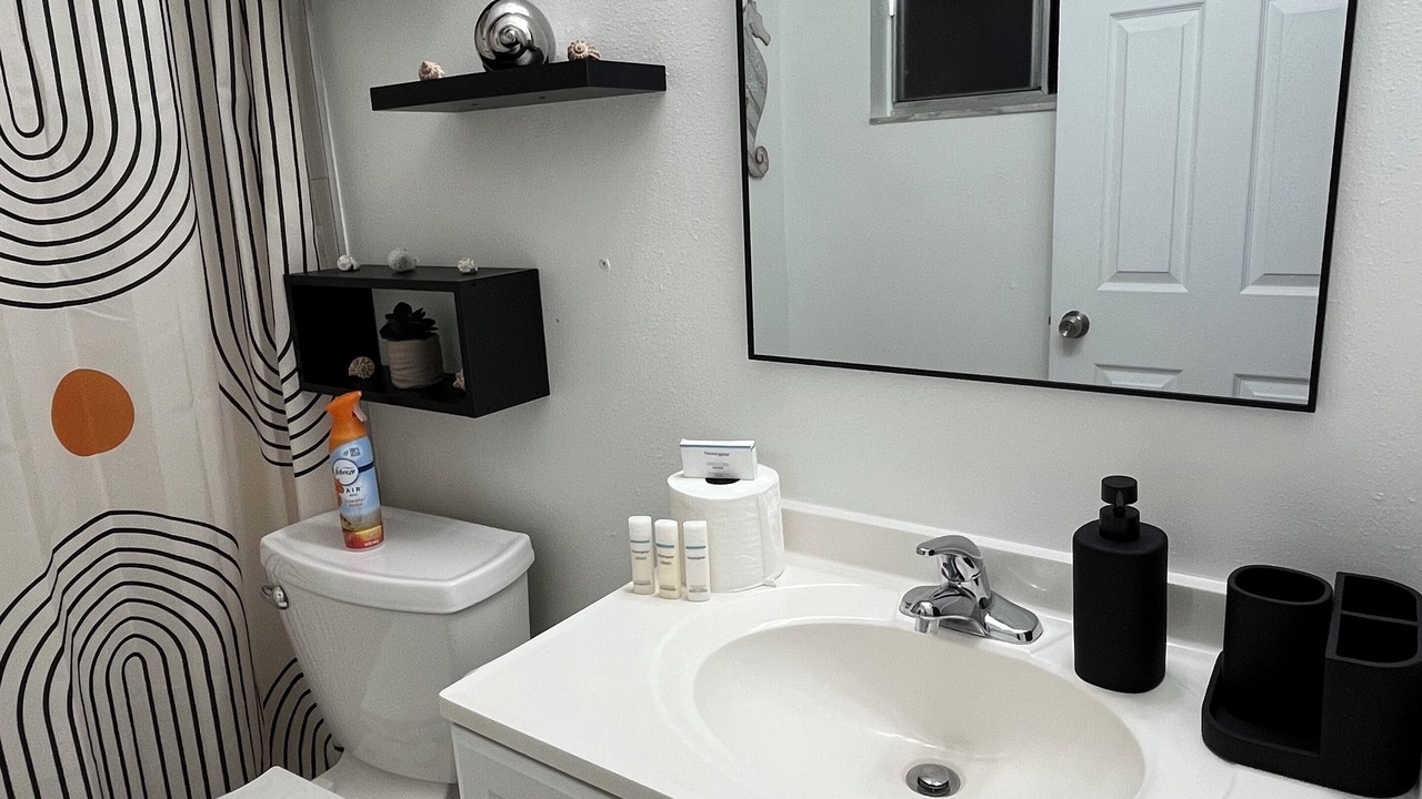 Photo of Bathroom in Trailer Estates