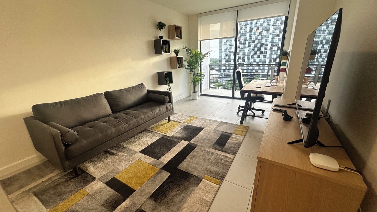 Photo of Livingroom in Doral