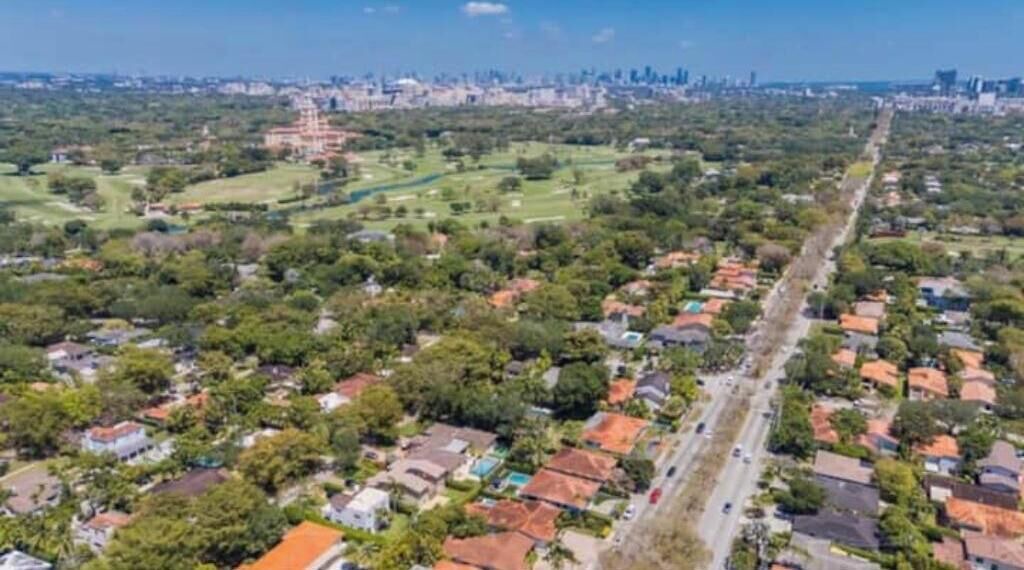 Photo of Outdoor in Country Club Section