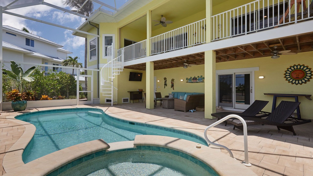 Photo of Outdoor in Beachview Country Club Estates