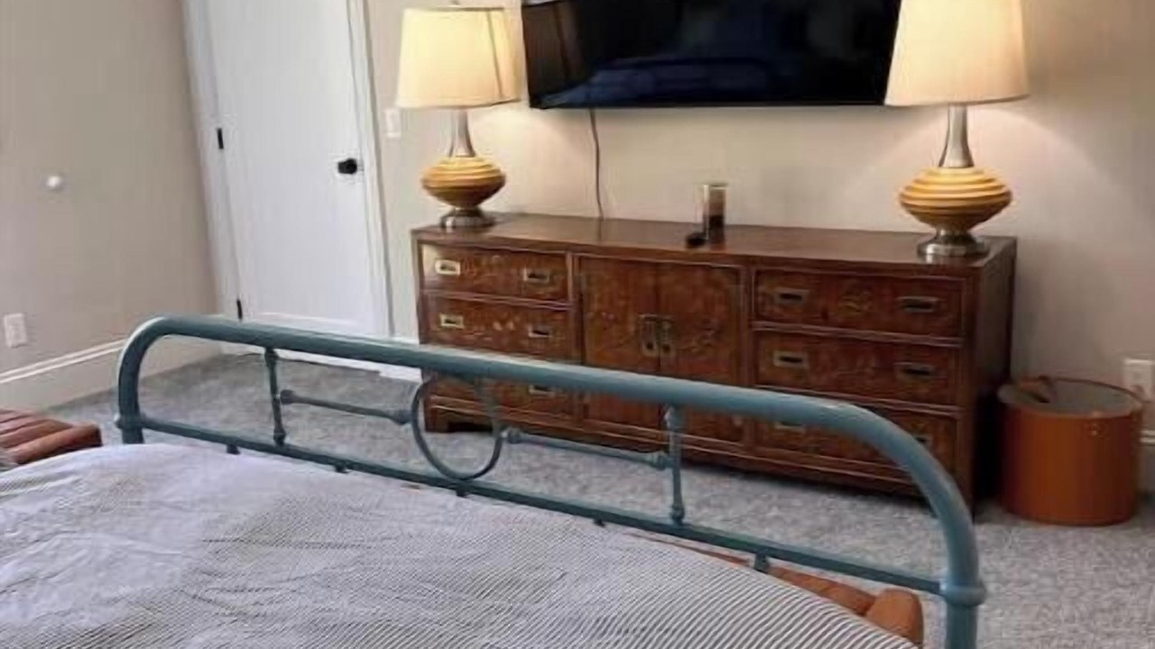 Photo of Bedroom in Upper Grand Lagoon
