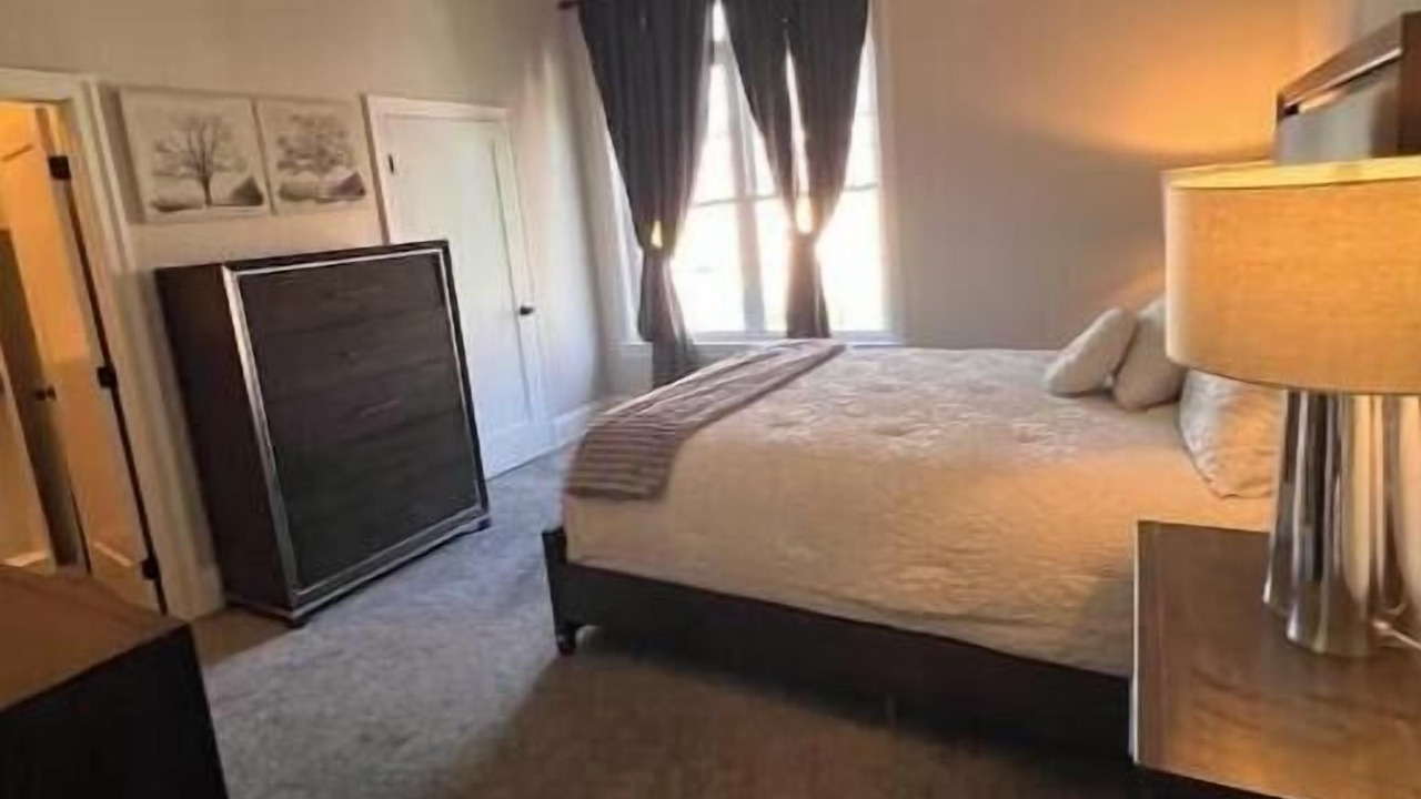 Photo of Bedroom in Upper Grand Lagoon