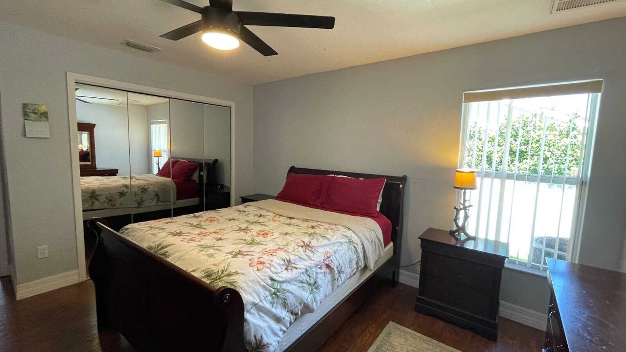 Photo of Bedroom in Eisenhower