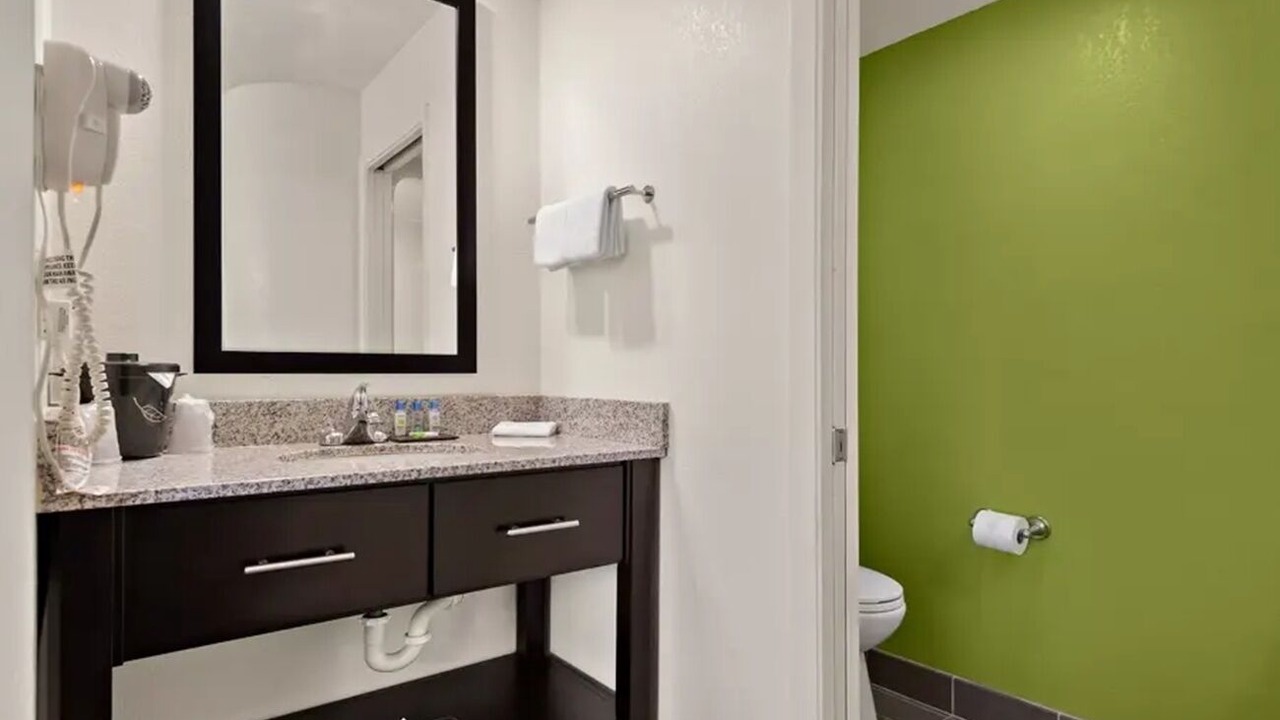 Photo of Bathroom in Wesley Chapel