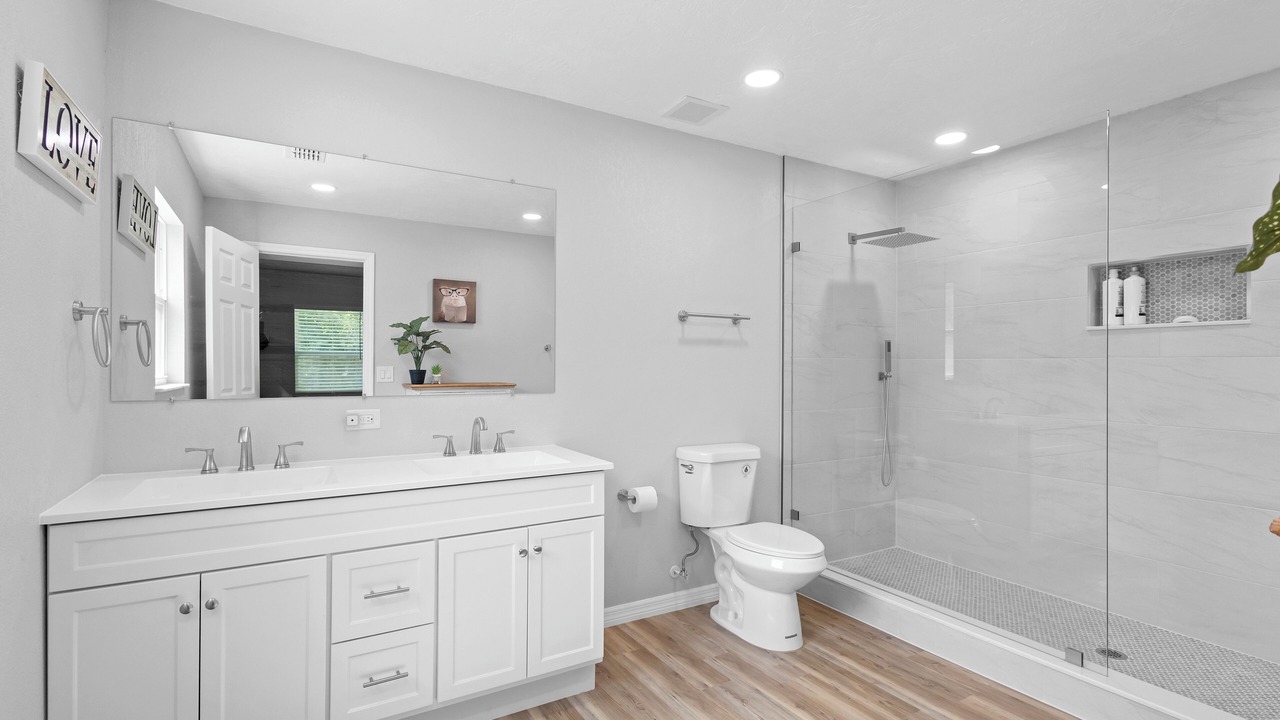 Photo of Bathroom in Orange City