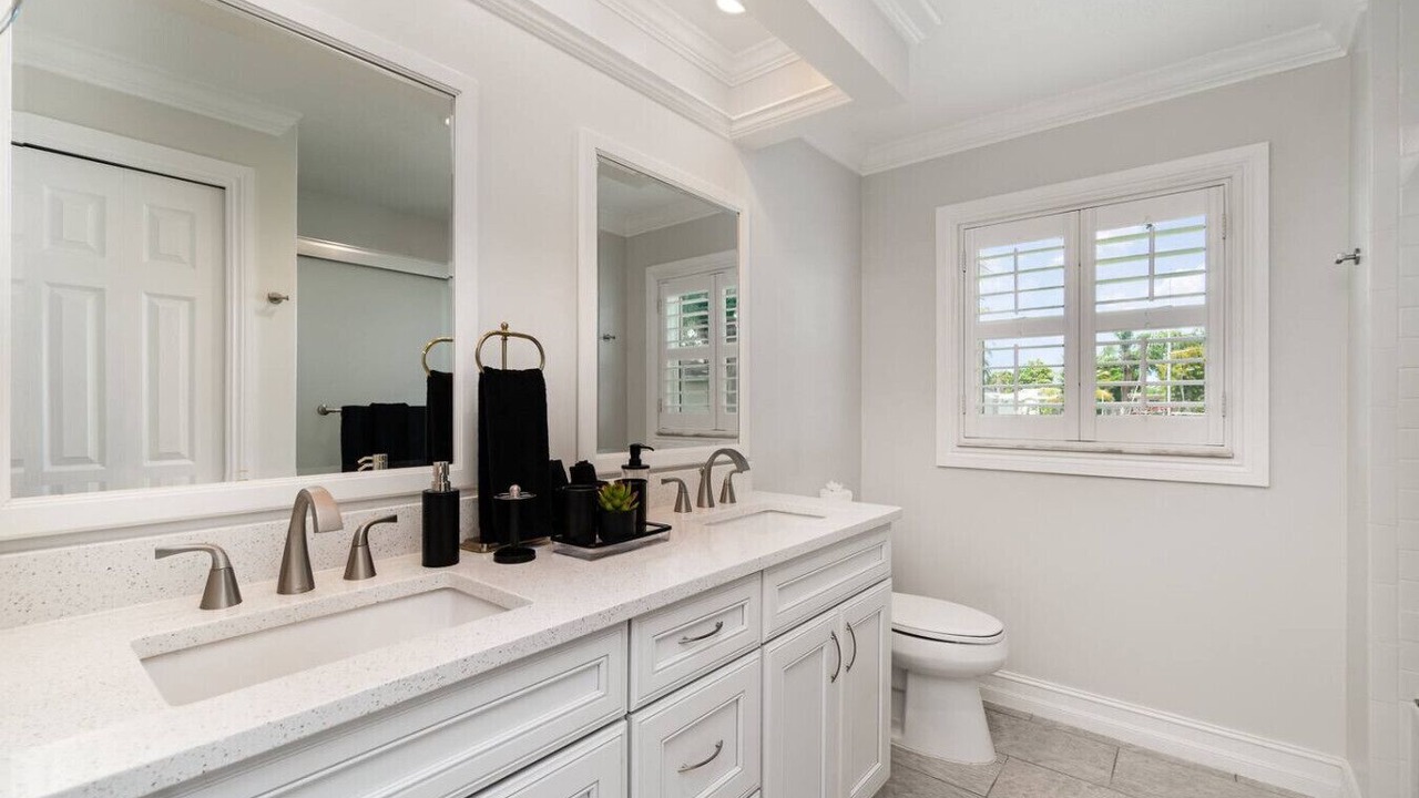 Photo of Bathroom in Lochmoor Waterway Estates