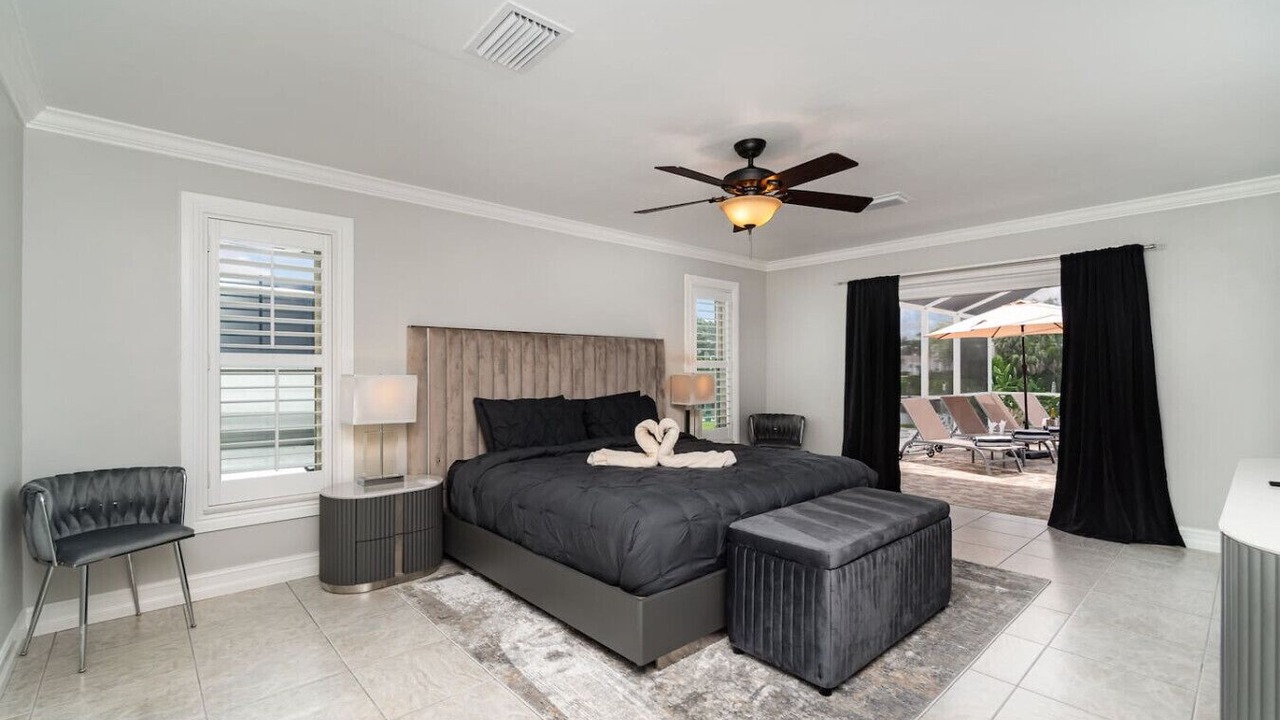 Photo of Bedroom in Lochmoor Waterway Estates