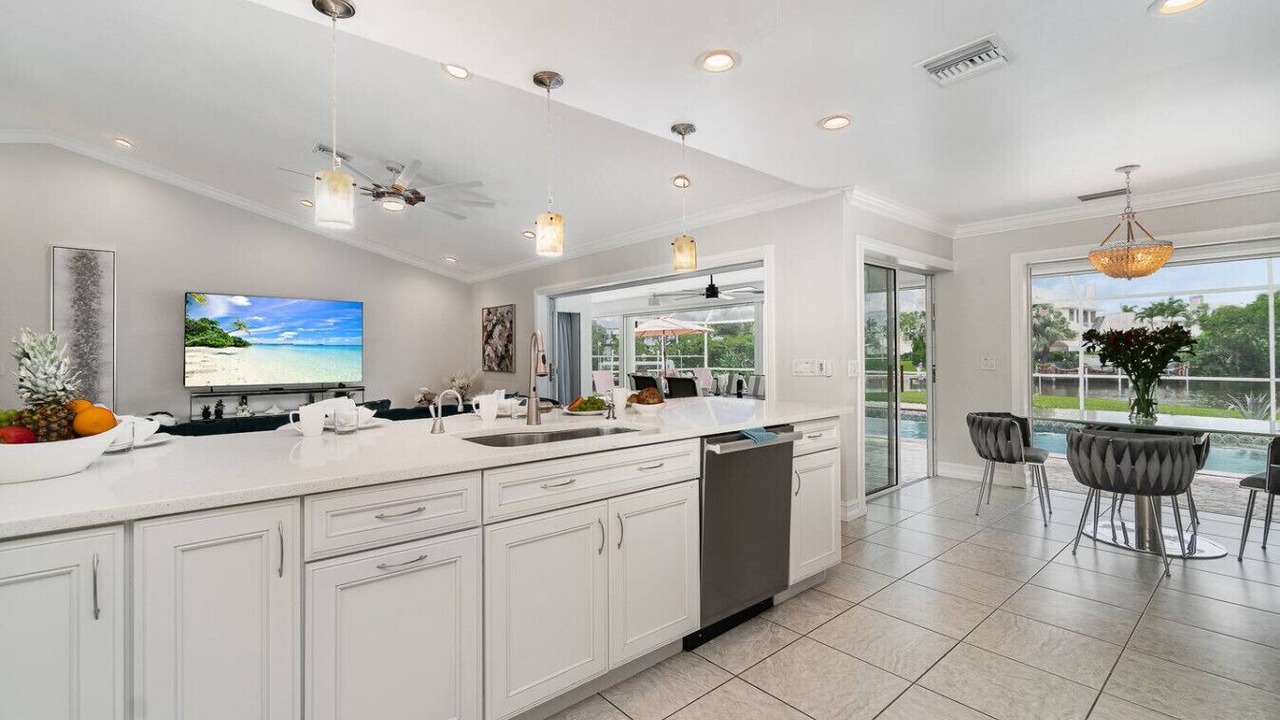 Photo of Kitchen in Lochmoor Waterway Estates