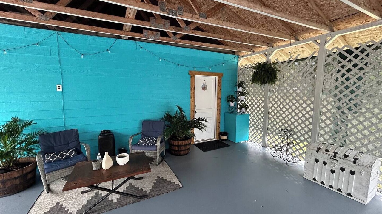 Photo of Patio Balcony in Doctors Inlet