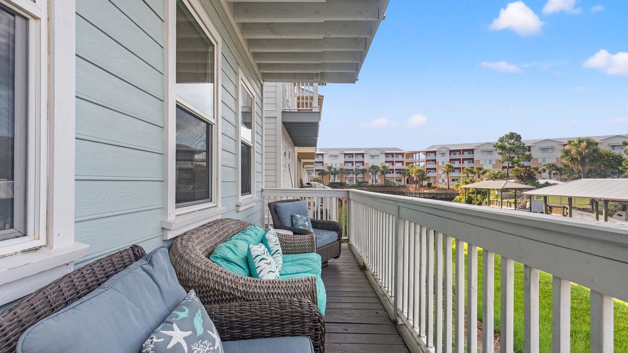 Photo of Patio Balcony in Waterside Village