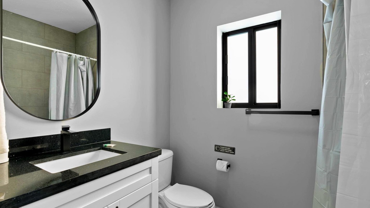 Photo of Bathroom in Liberty City