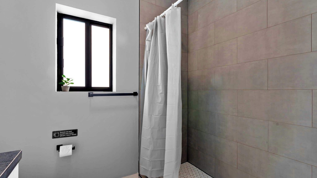 Photo of Bathroom in Liberty City