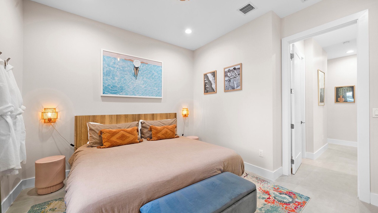 Photo of Bedroom in Poinsettia Heights