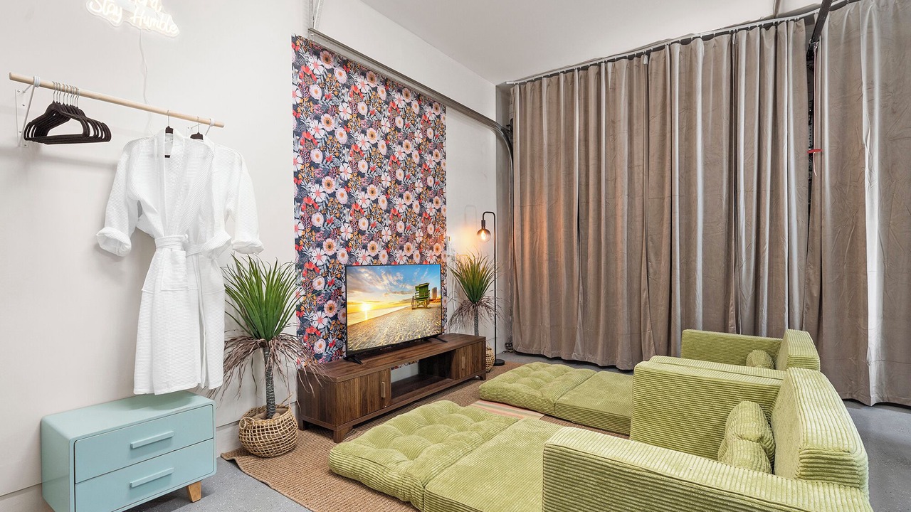 Photo of Livingroom in Poinsettia Heights