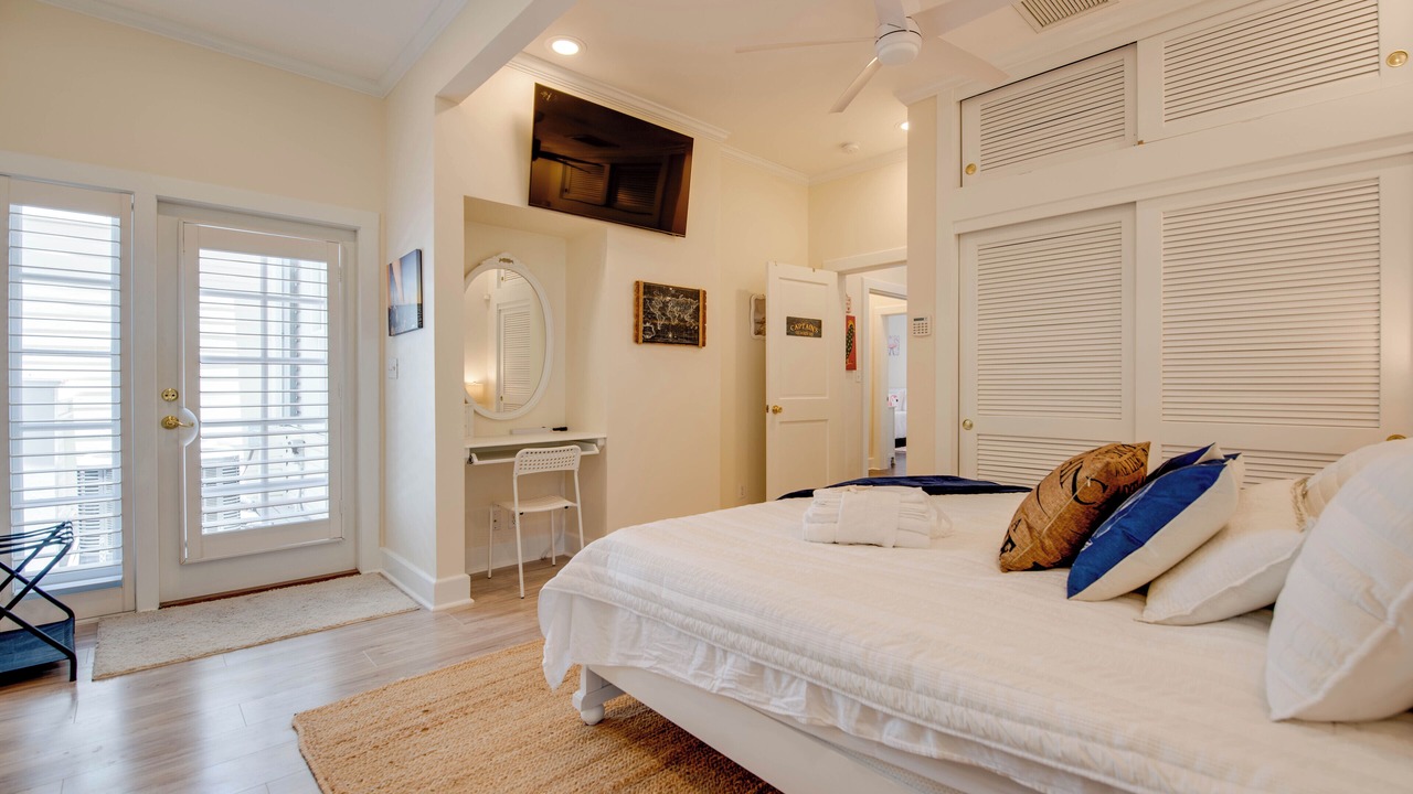 Photo of Bedroom in Midtown