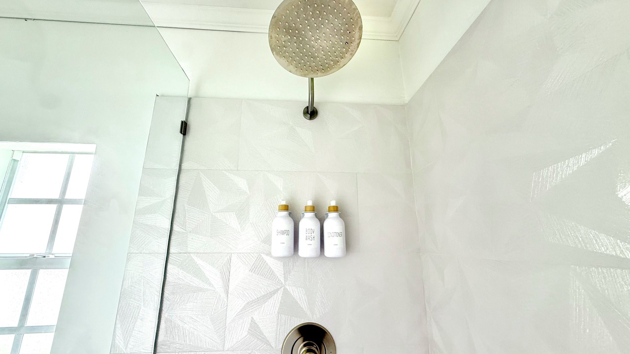 Photo of Bathroom in Parker Ridge