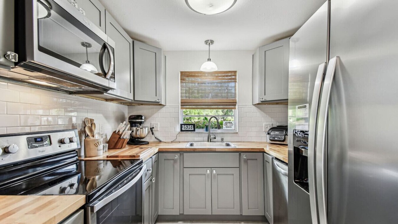 Photo of Kitchen in Mount Plymouth