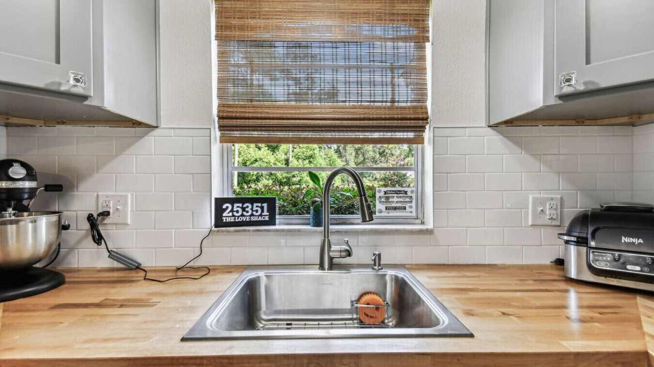 Photo of Kitchen in Mount Plymouth