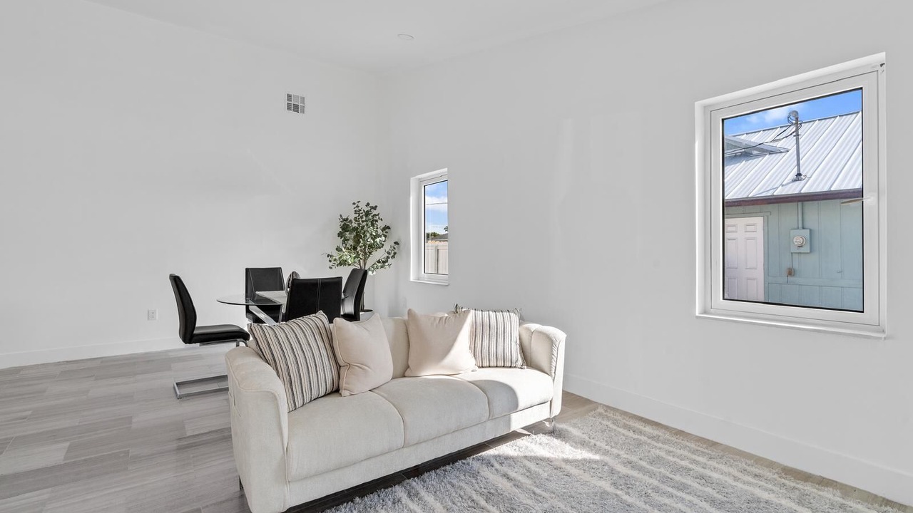 Photo of Livingroom in Port Saint Lucie