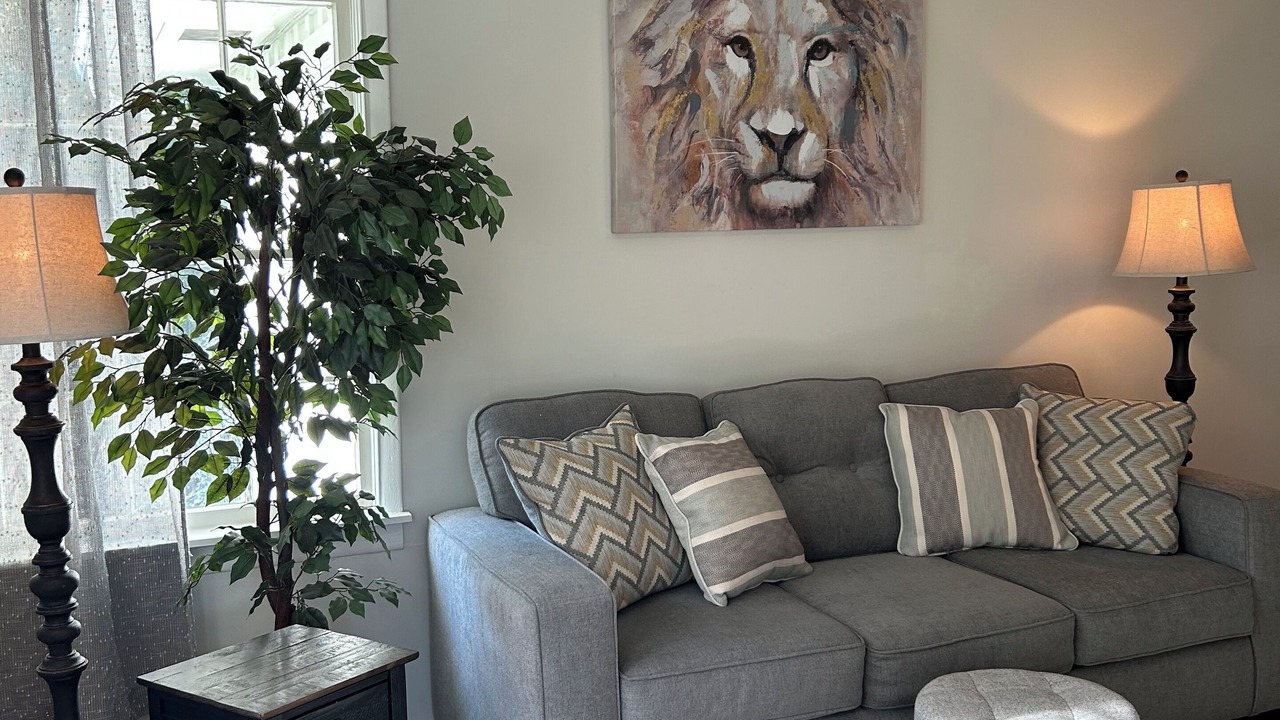 Photo of Livingroom in Lynn Haven