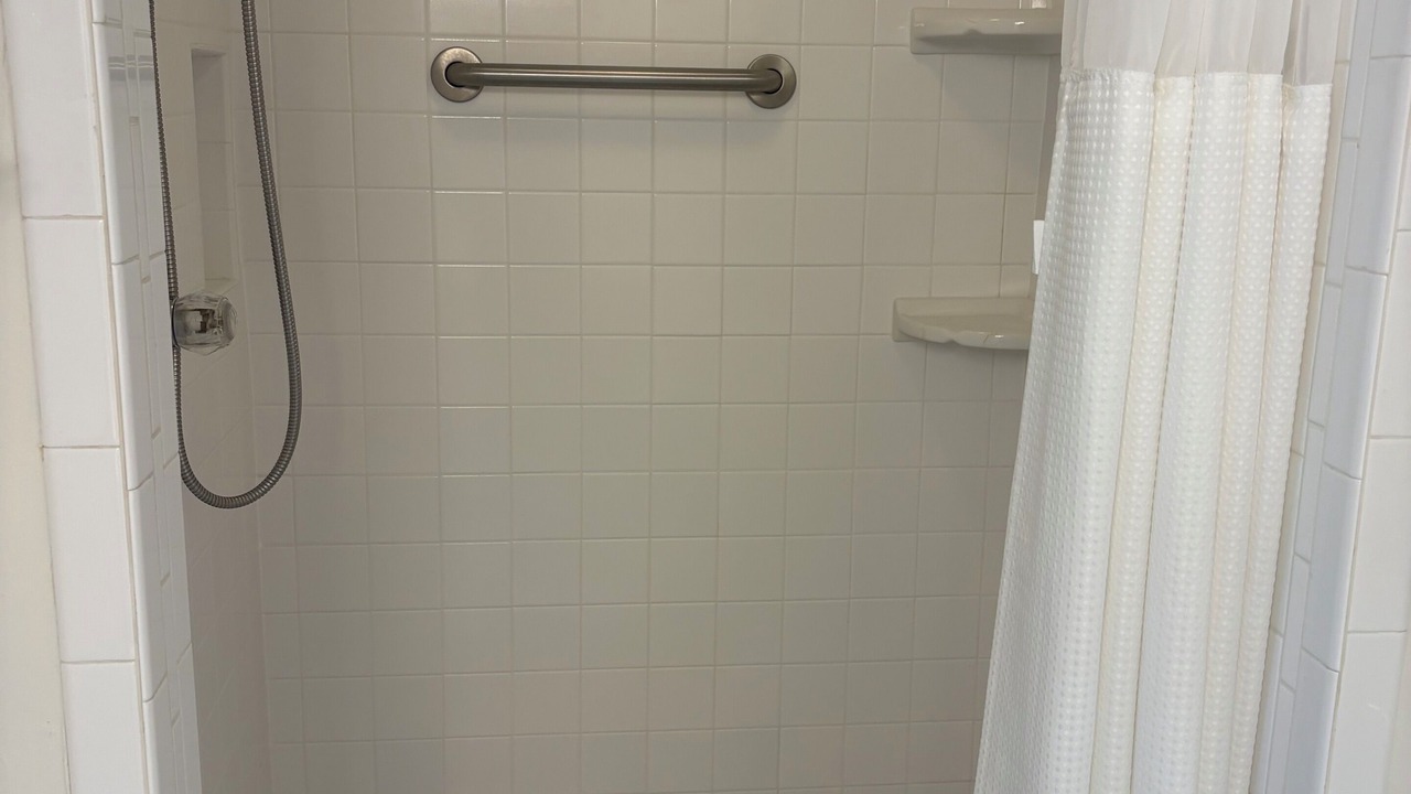 Photo of Bathroom in Lakeland