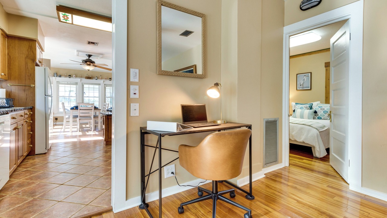 Photo of Bedroom in Tavares