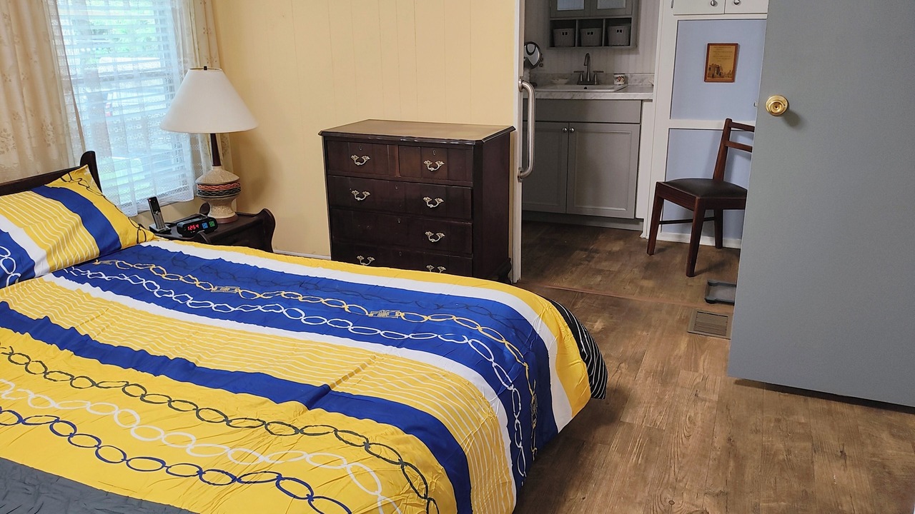 Photo of Bedroom in Oldsmar