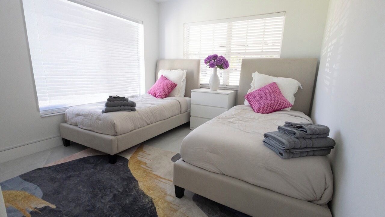 Photo of Bedroom in Royal Poinciana