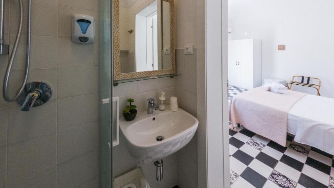 Photo of Bathroom in Cooper City