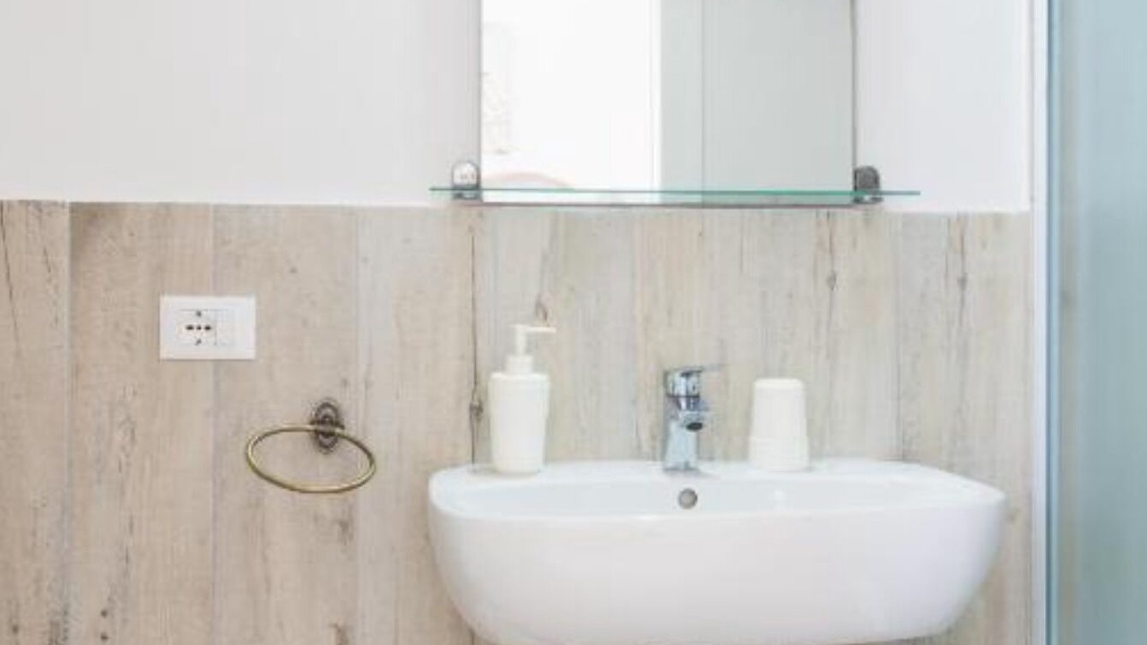 Photo of Bathroom in Cooper City