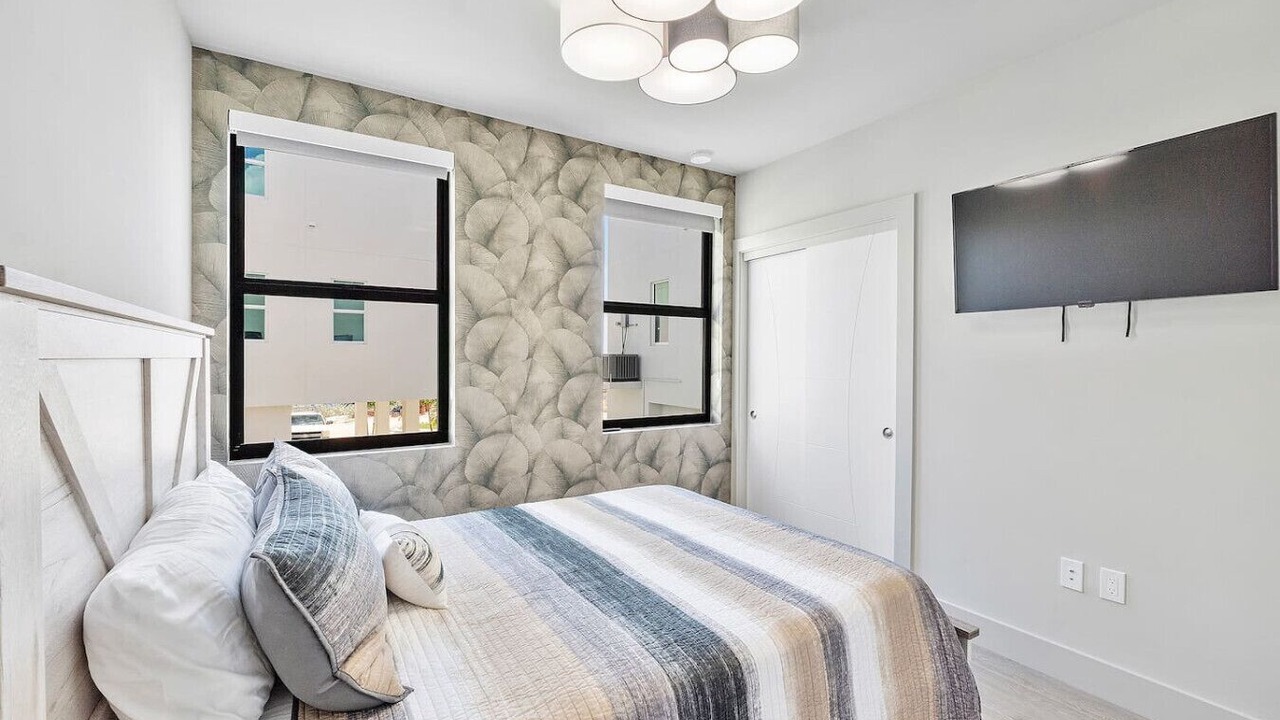 Photo of Bedroom in Monroe County