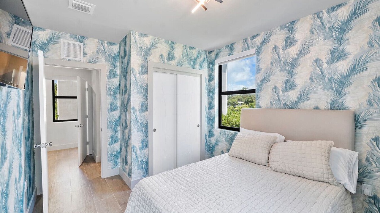 Photo of Bedroom in Monroe County