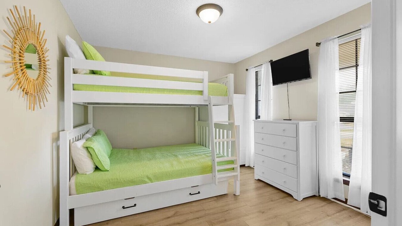 Photo of Bedroom in Niceville