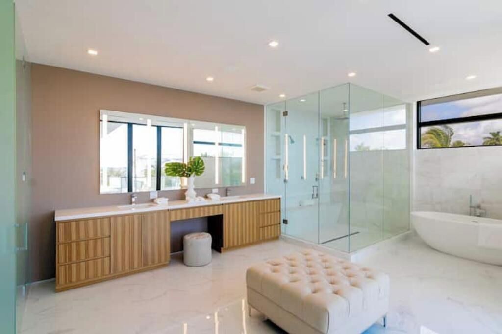Photo of Bathroom in Seybold